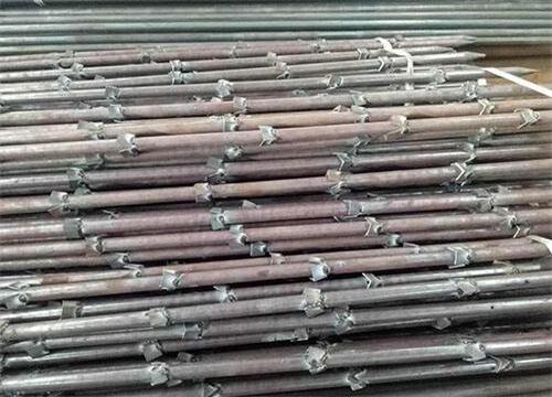 新野隧道钢花管